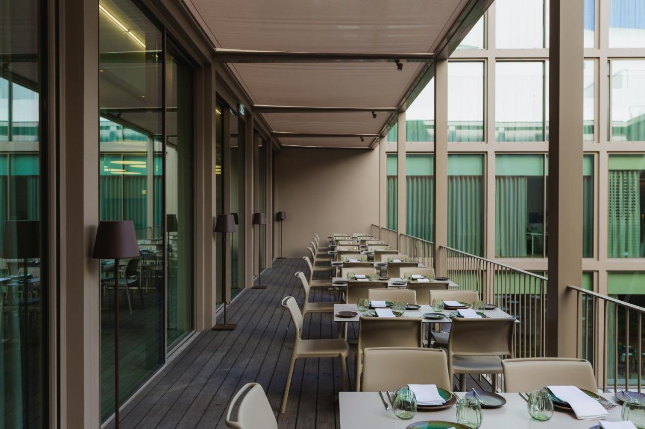 Lumen Hotel & The Lisbon Light Show Екстер'єр фото
