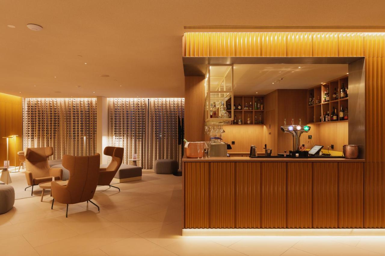 Lumen Hotel & The Lisbon Light Show Екстер'єр фото