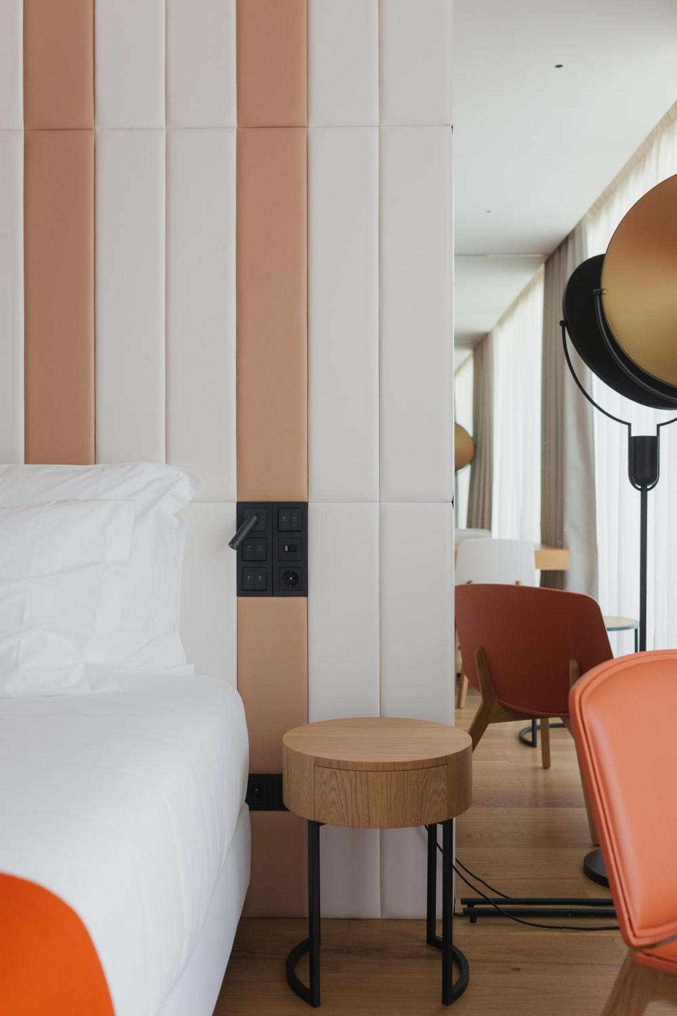Lumen Hotel & The Lisbon Light Show Номер фото